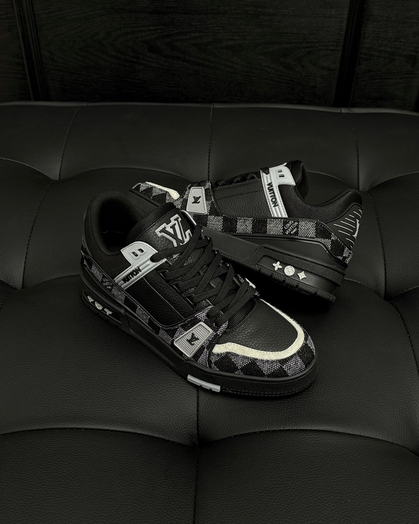 Louis Vuitton LV Trainer Sneaker 1ACPSC