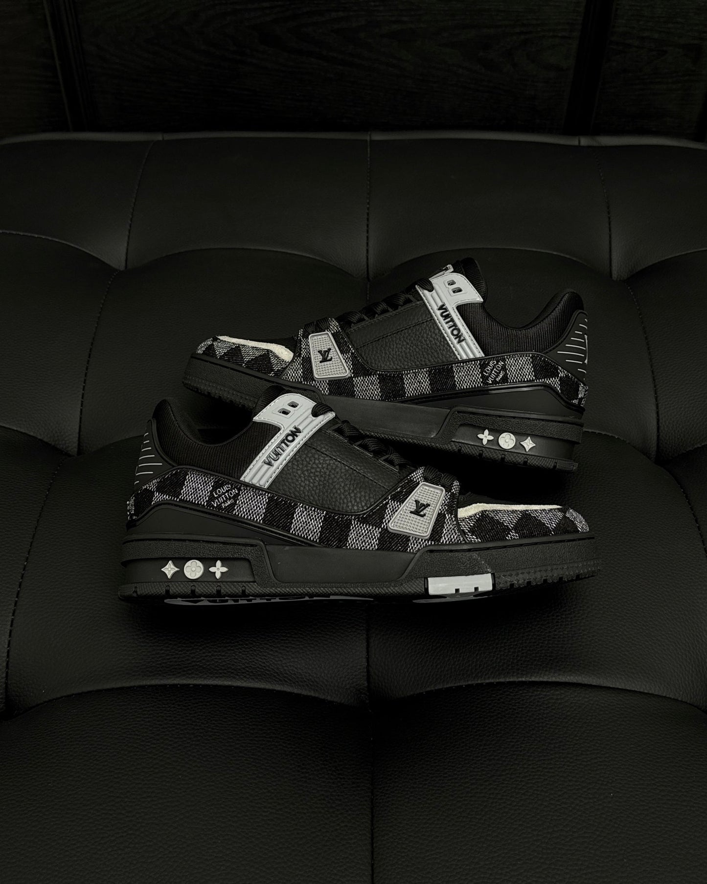 Louis Vuitton LV Trainer Sneaker 1ACPSC