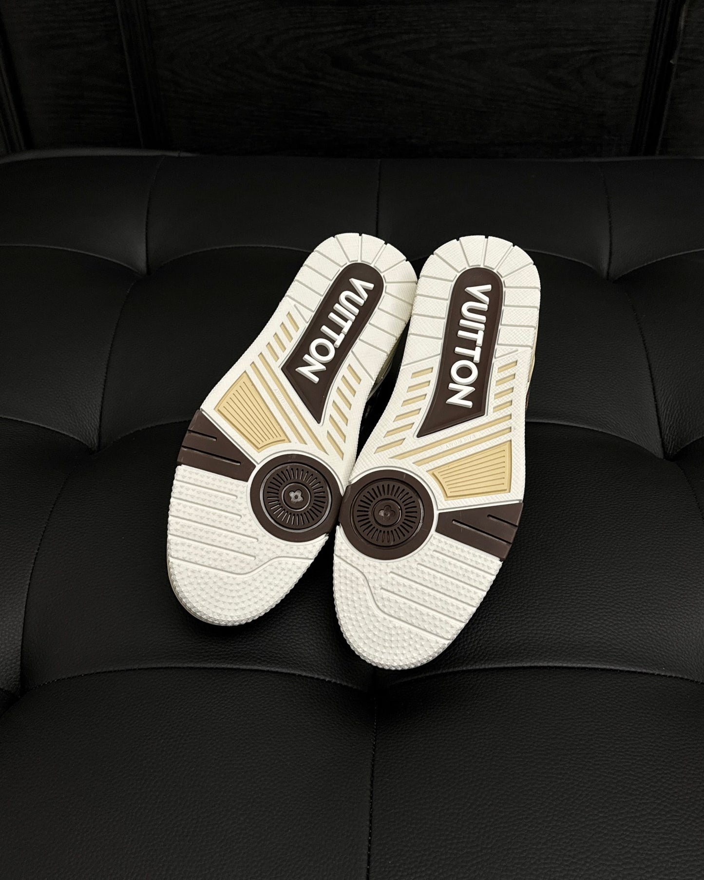LV Trainer Sneaker 1ACXBT