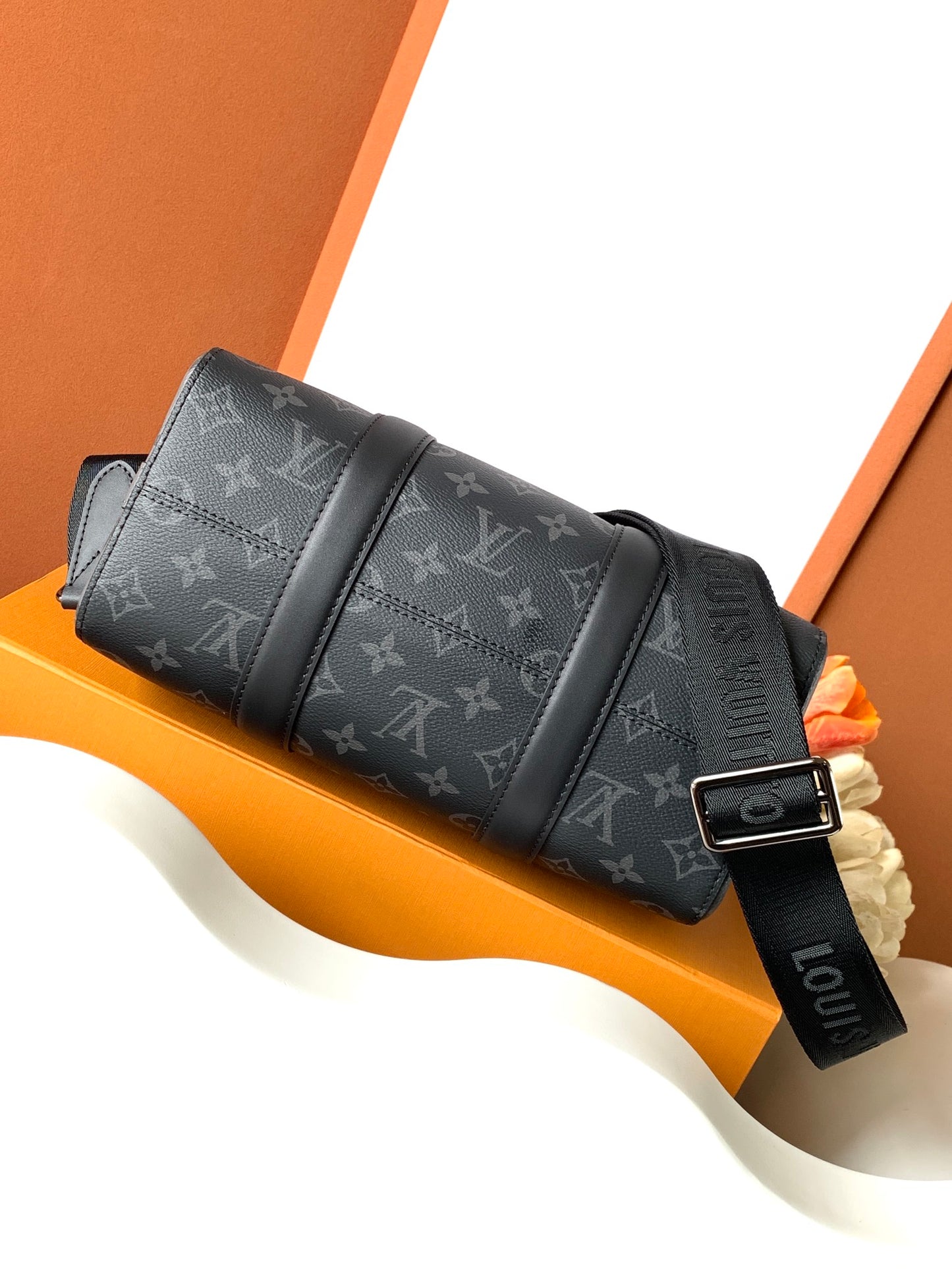 LV City Keepall M45936