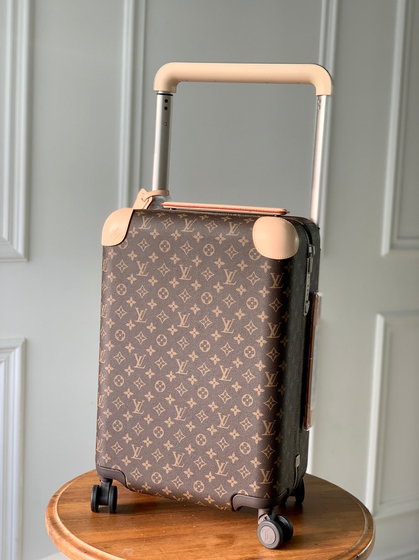 LV Horizon 50 M23209