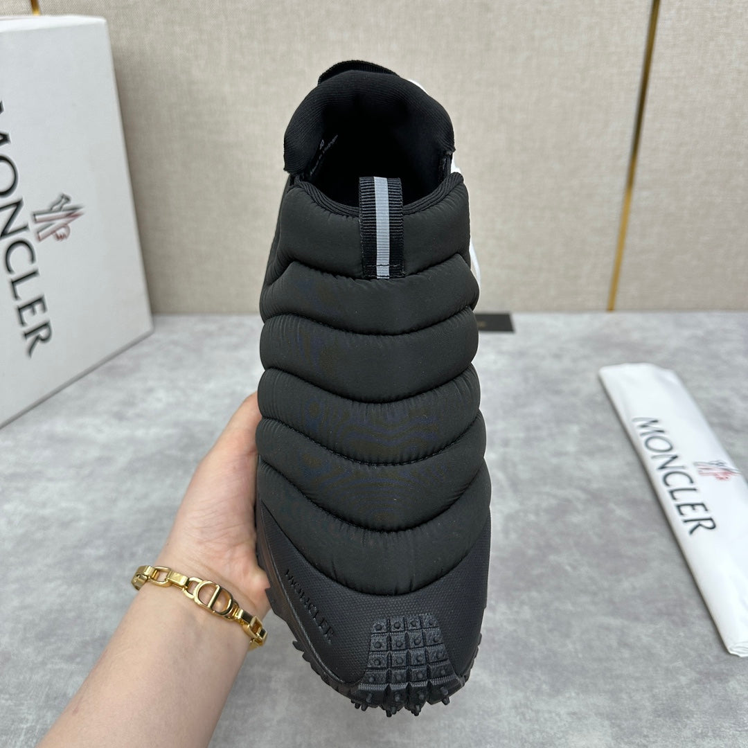 Moncler Trailgrip Après Water-Repellent Sneakers