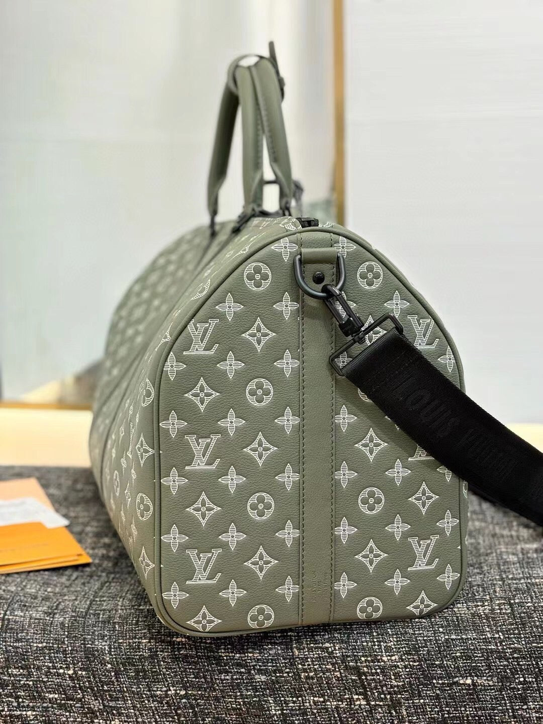 LV Keepall Bandoulière 50 M12504