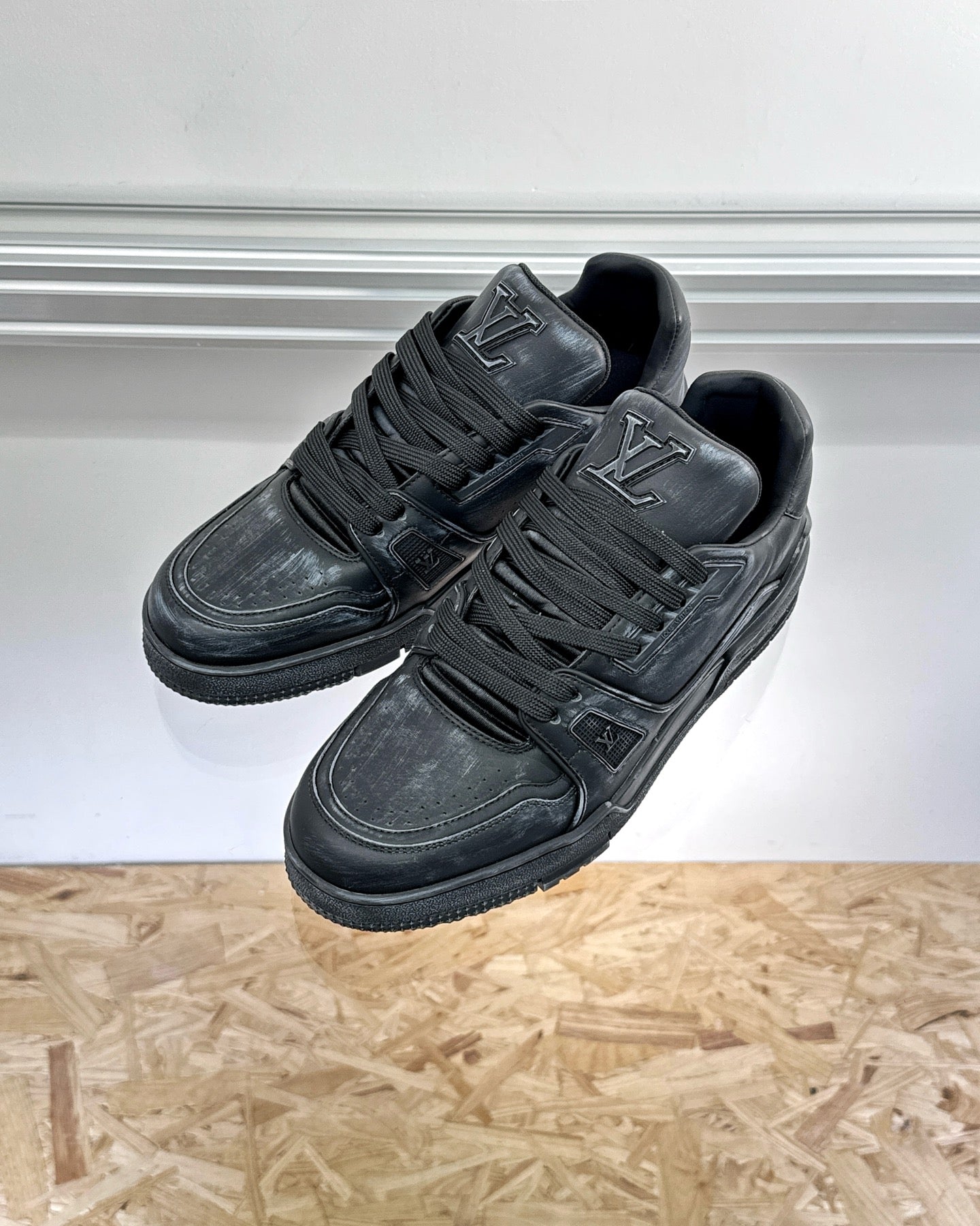 LV Trainer Distressed Sneaker 1ADEQQ