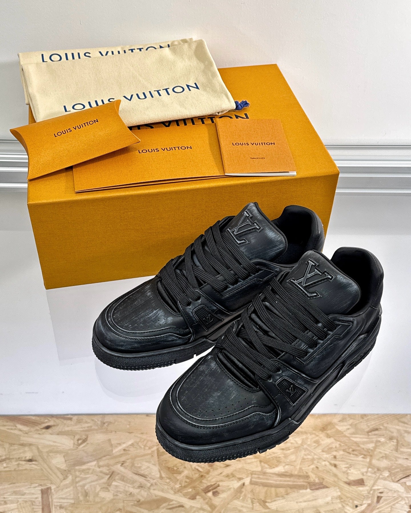 LV Trainer Distressed Sneaker 1ADEQQ