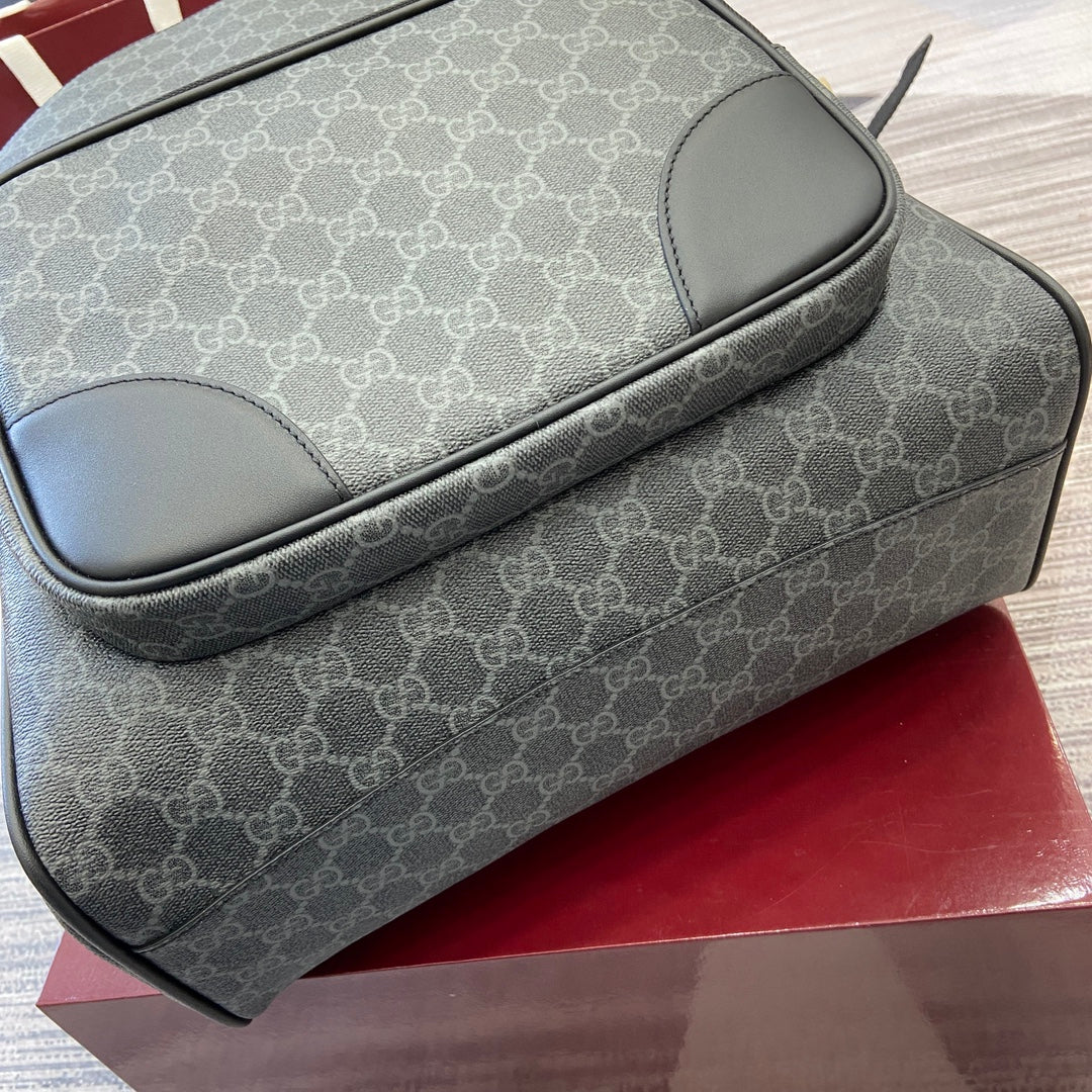 GG Emblem medium backpack