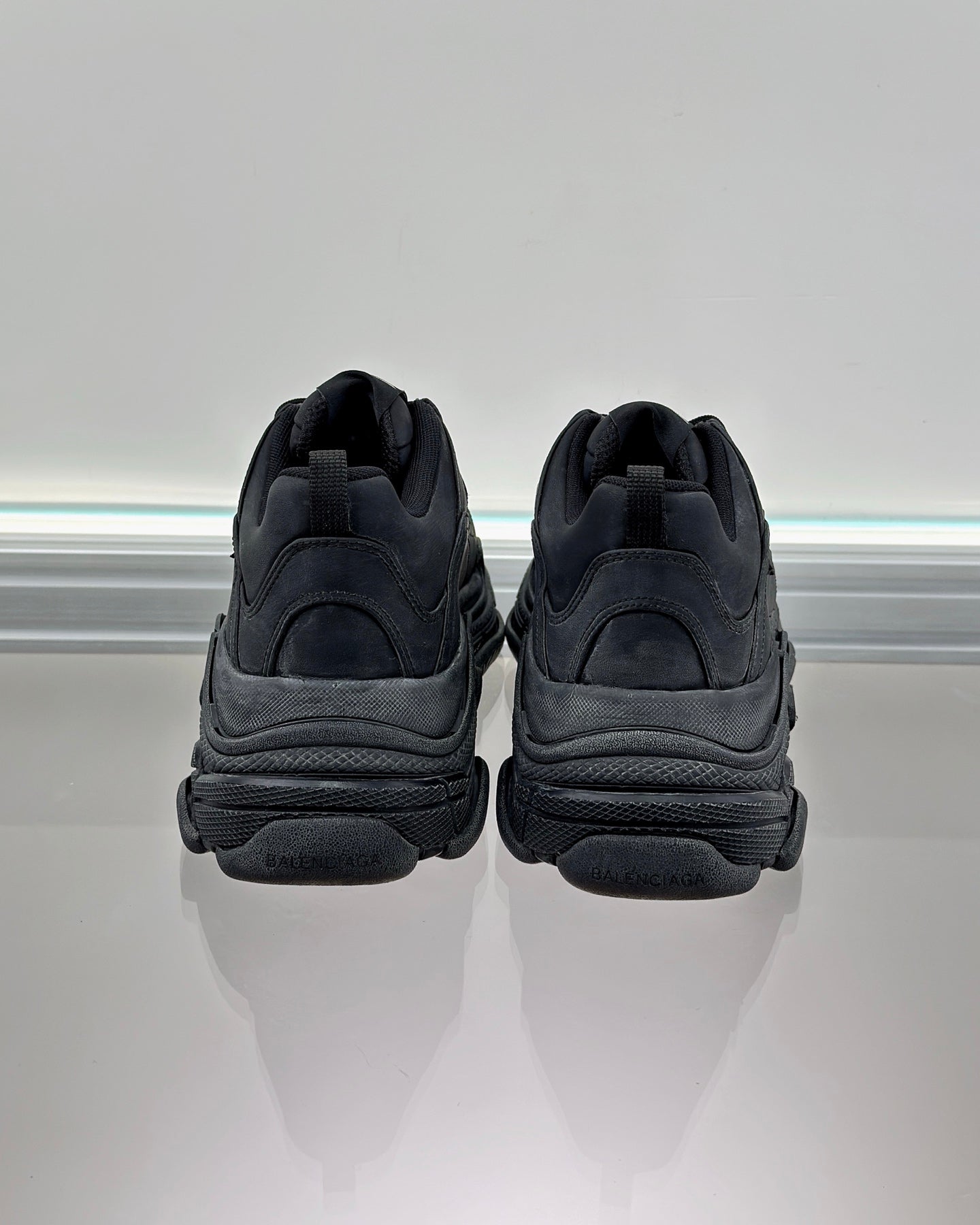 BB Men's Triple S Sporty Sneaker In Faded Color