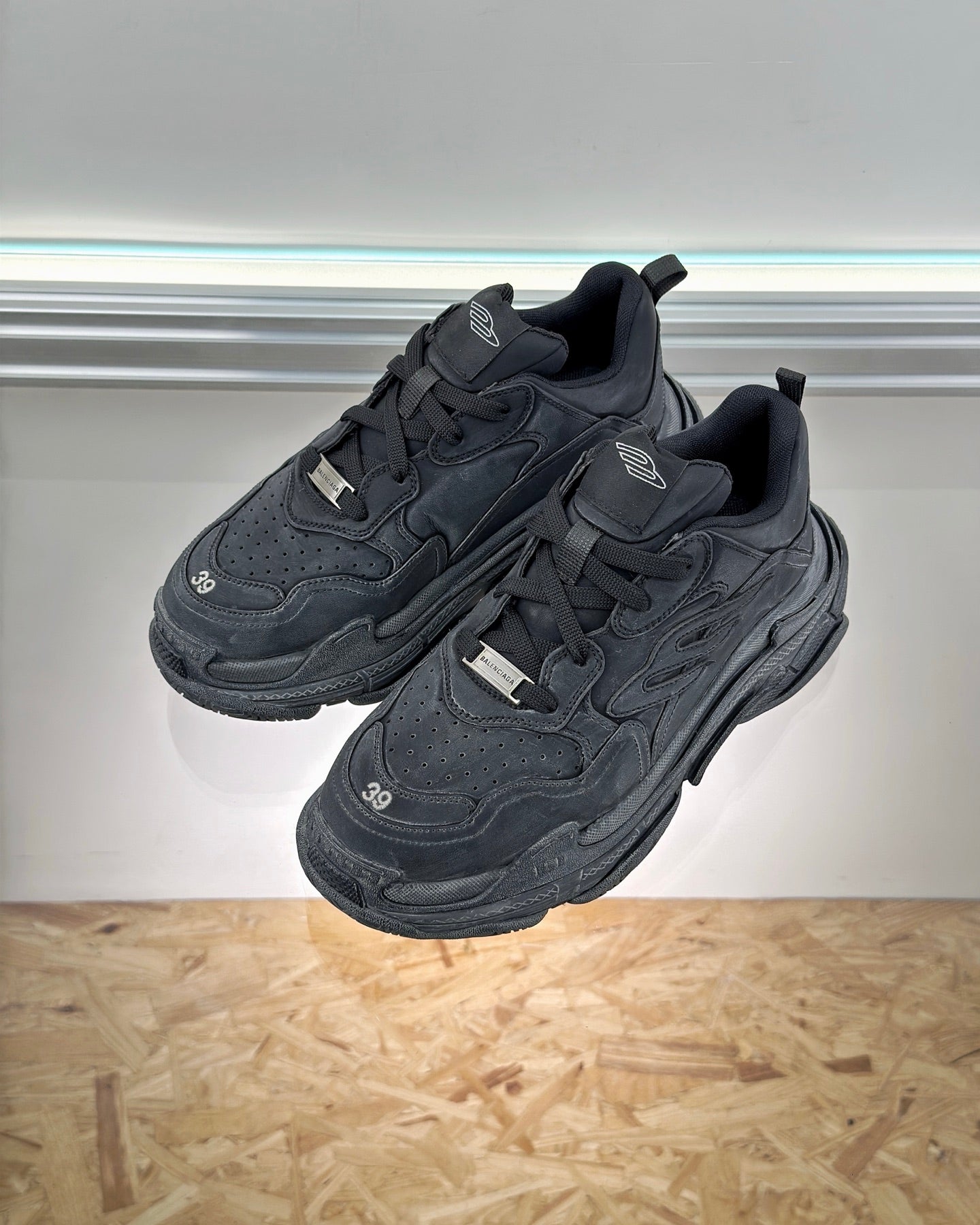 BB Men's Triple S Sporty Sneaker In Faded Color