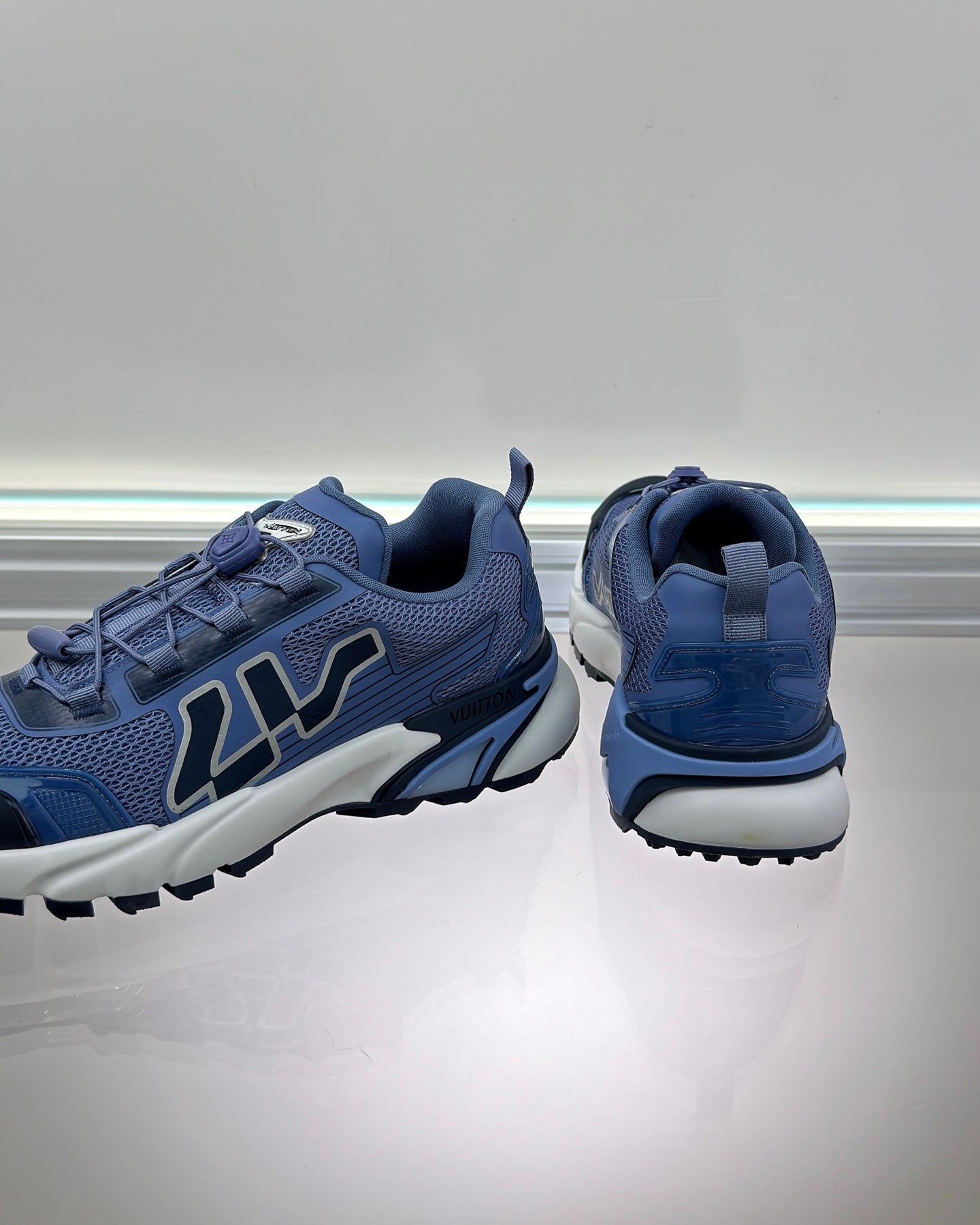 LV Runner Tatic Sneaker 1AHCPQ