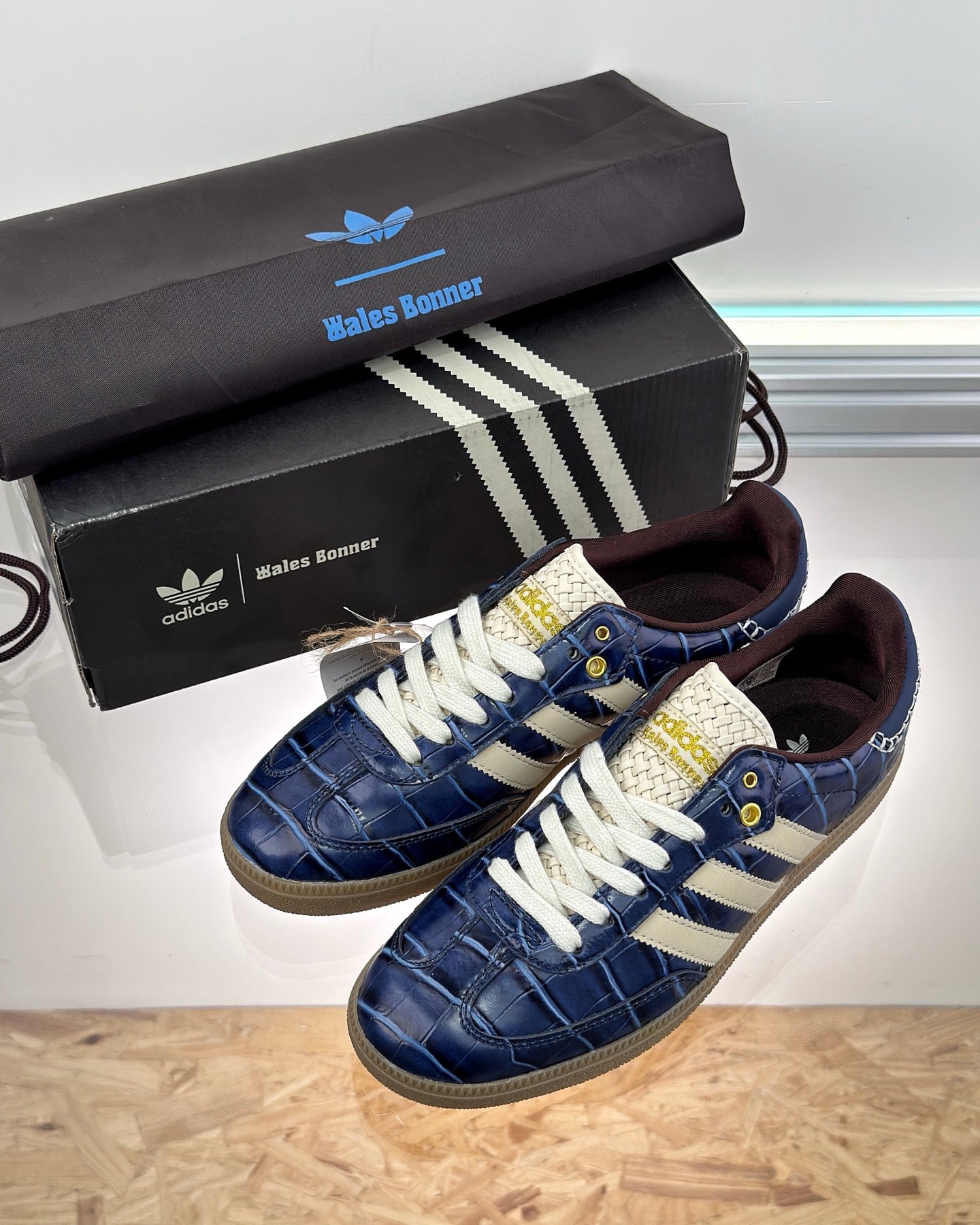 Wales Bonner x Samba OG 'Croc - Collegiate Navy'