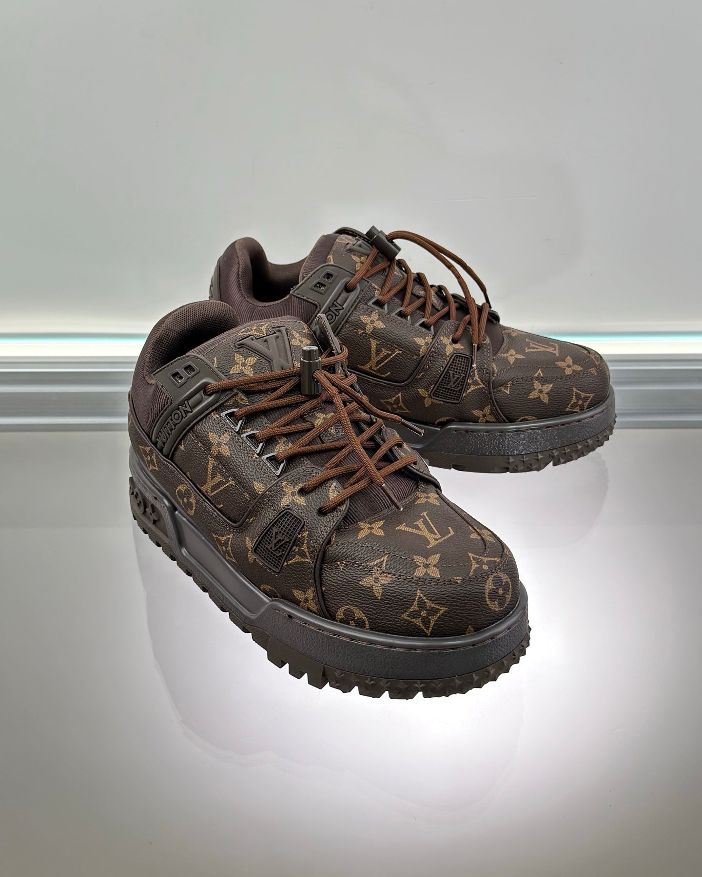 LV Trainer Maxi Sneaker 1AD7J8