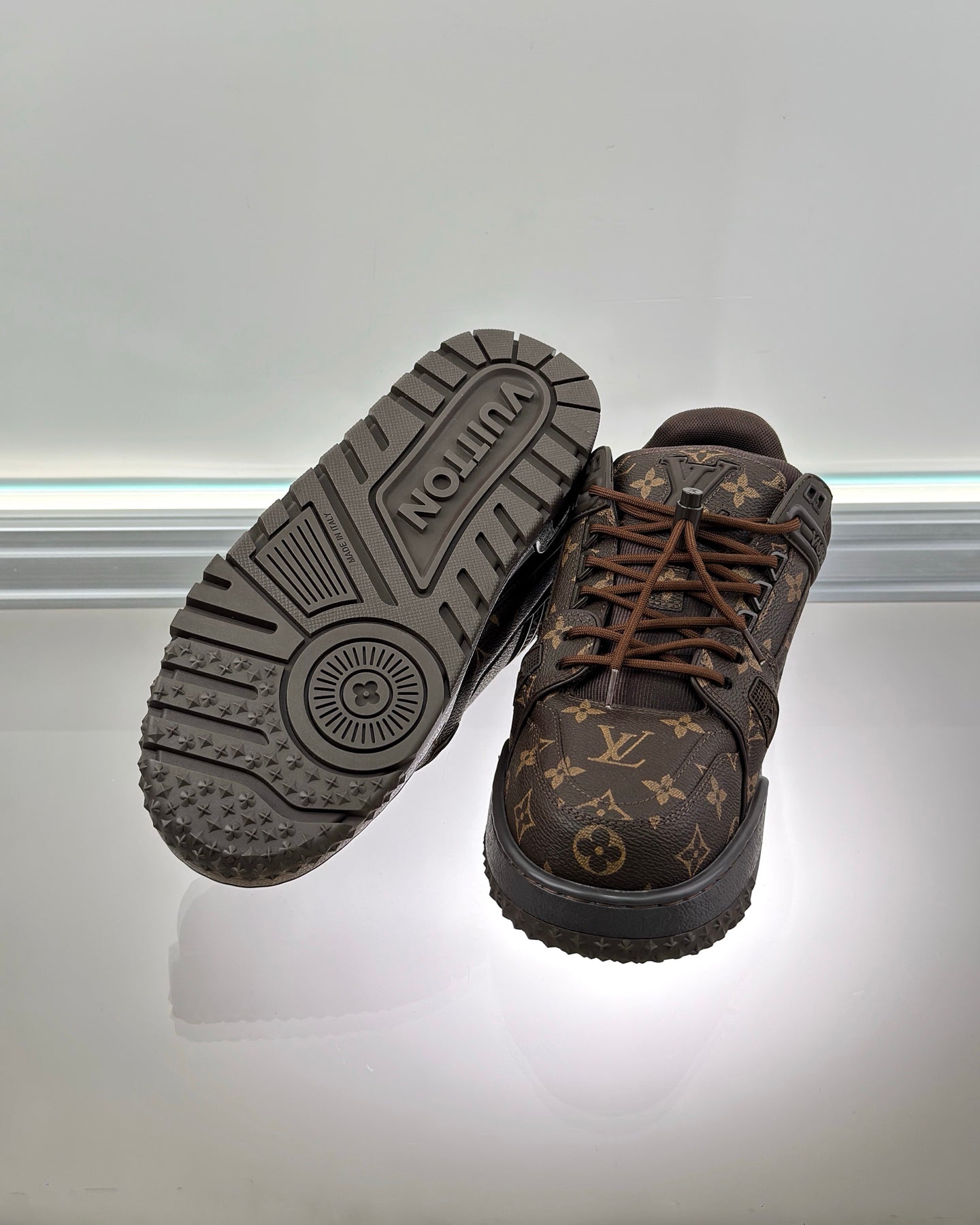 LV Trainer Maxi Sneaker 1AD7J8
