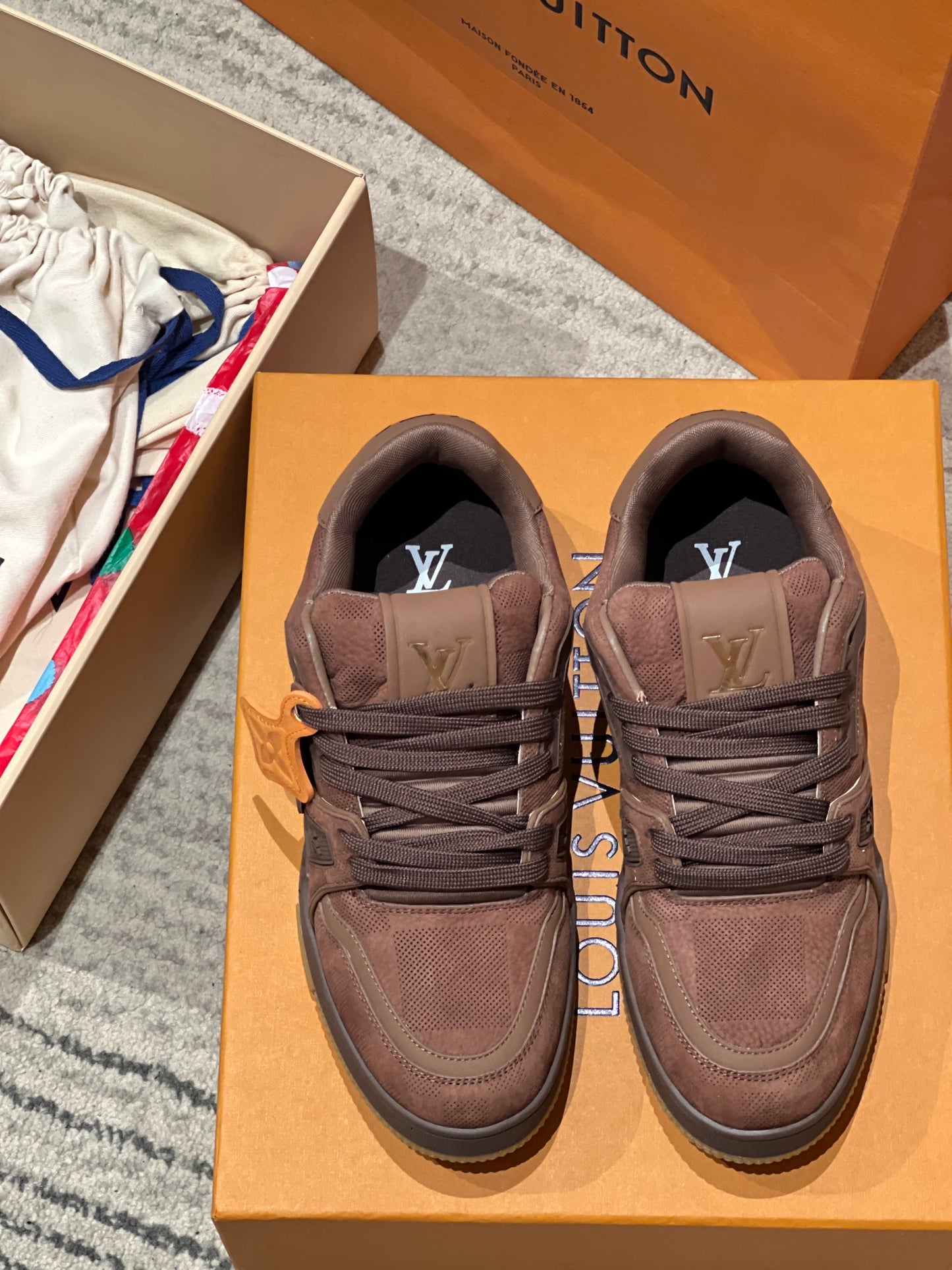 LV Trainer sneakers 1AH637