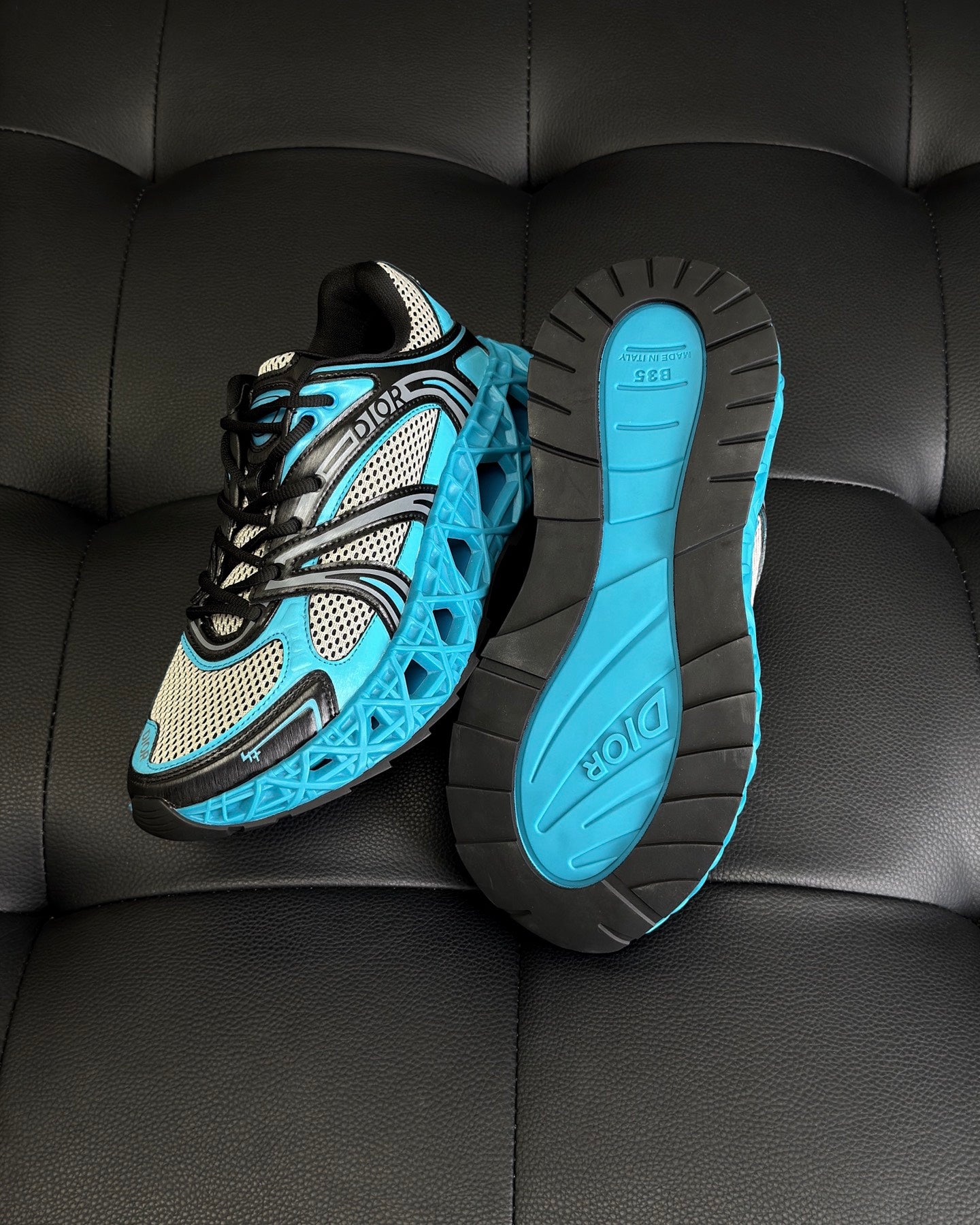 Dior B35 NXXT Sneaker – Neon blue