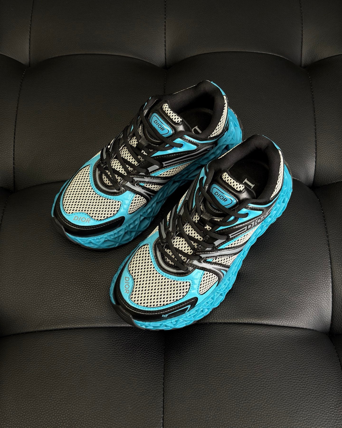 Dior B35 NXXT Sneaker – Neon blue