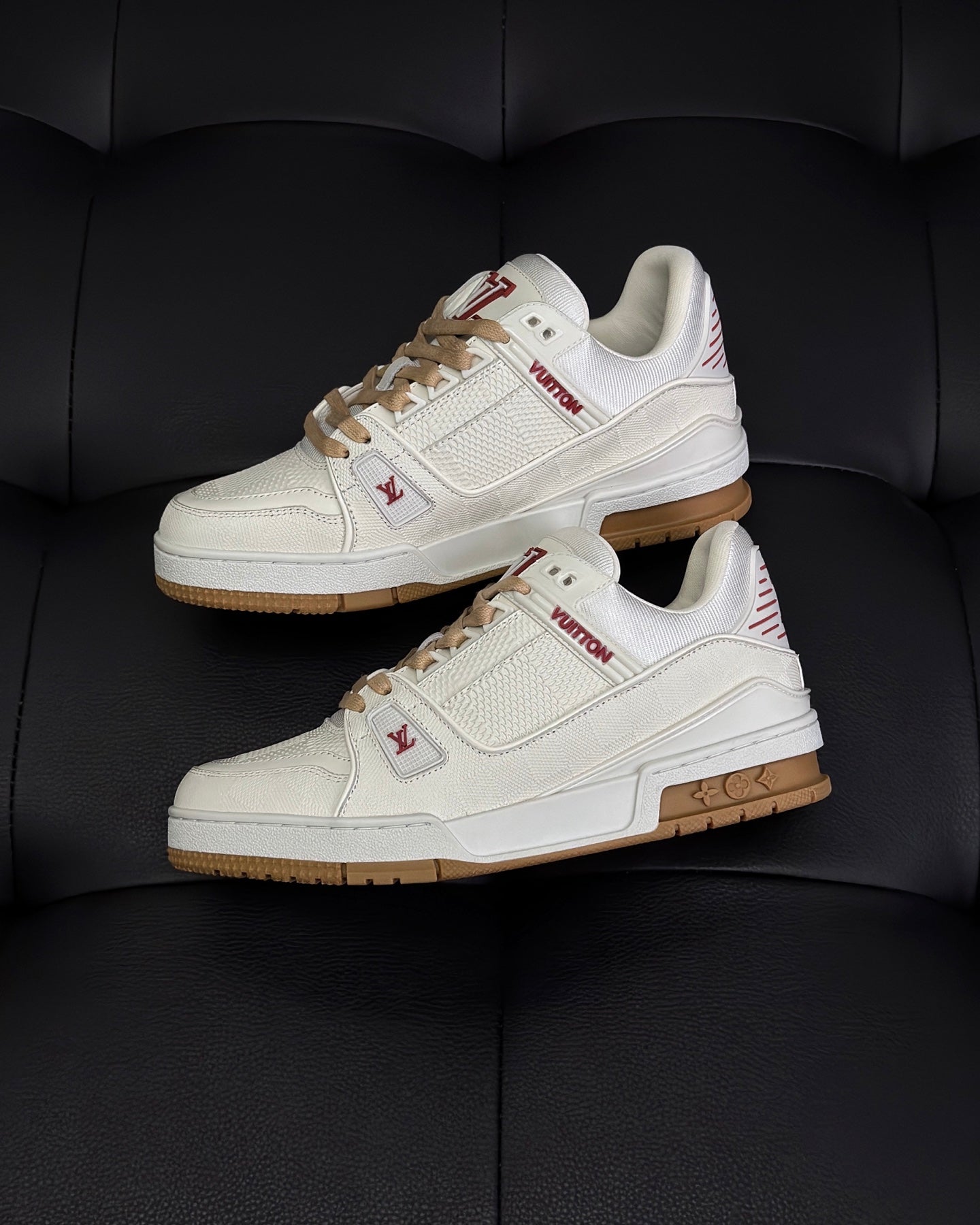 LV Trainer Sneaker 1AHTSK