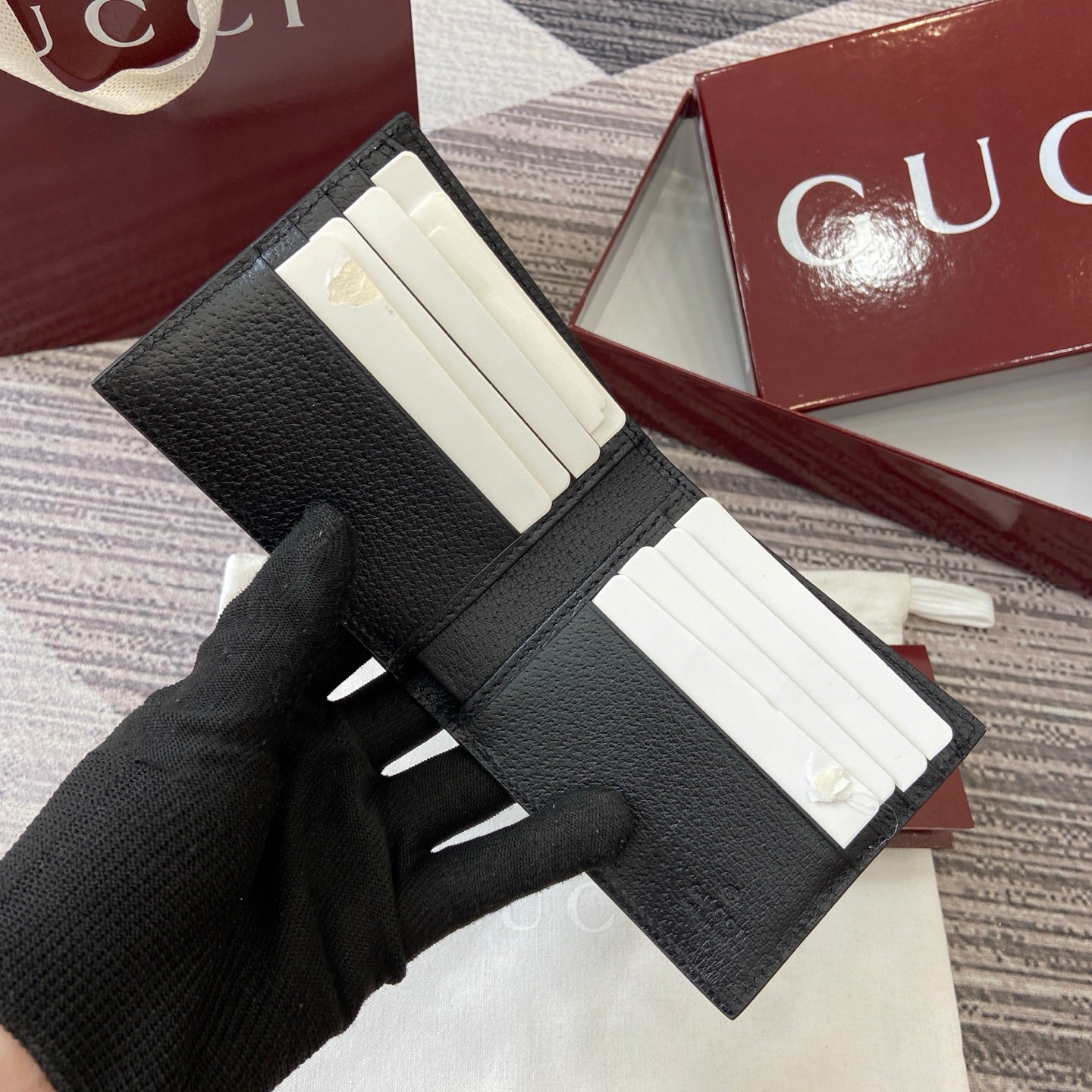 GG Ophidia bi-fold wallet Black leather