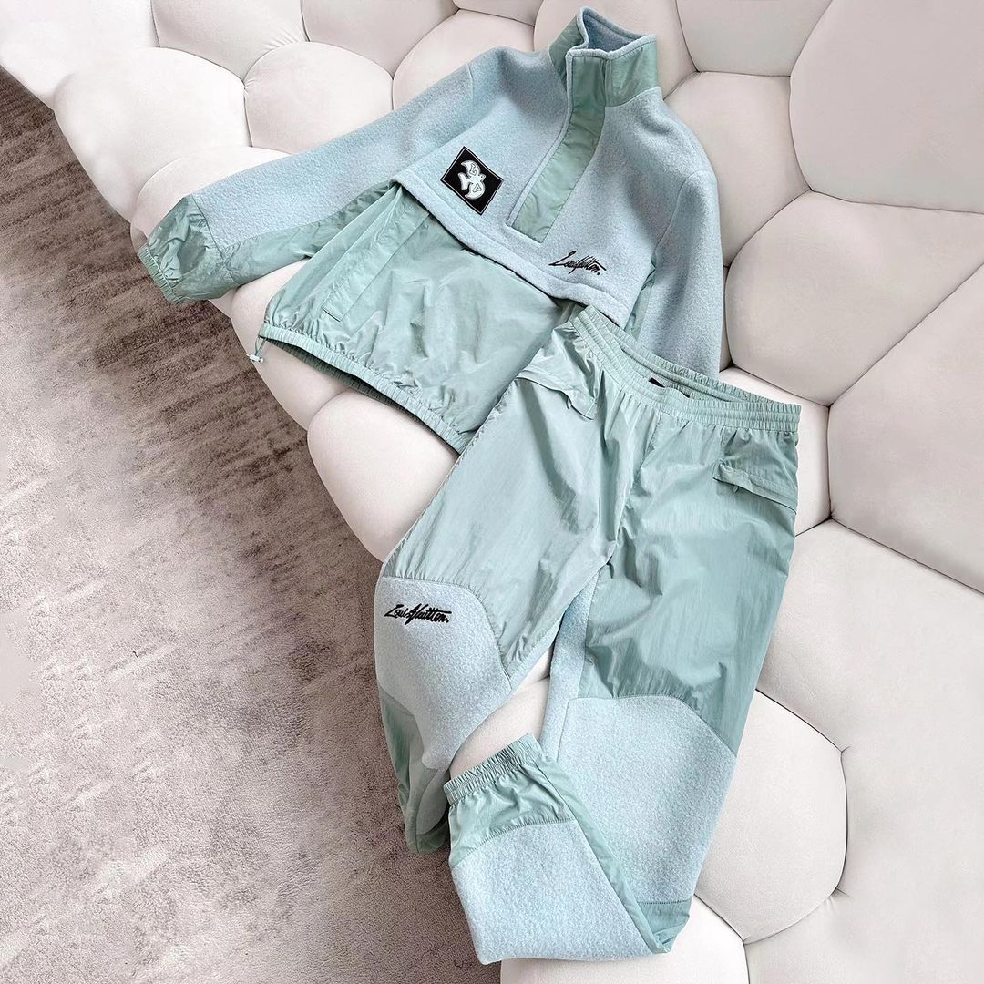 louis vuitton tracksuit for girls