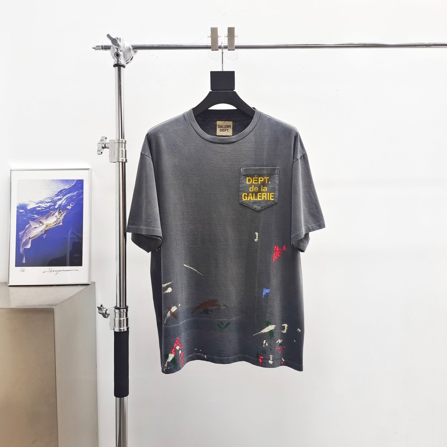 Gallery Dept. French logo Pocket painted tee
