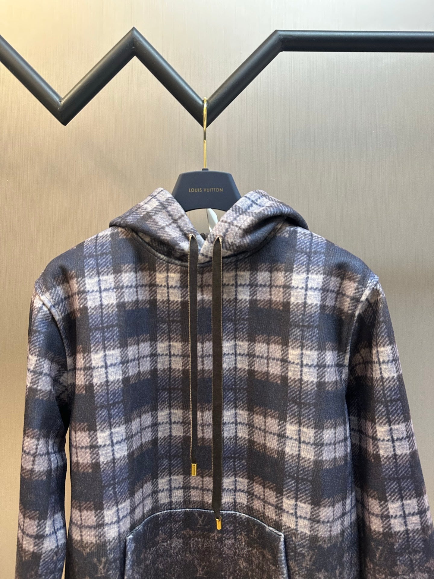 LV Monogram Faded Plaid Hoodie 1AJCAZ