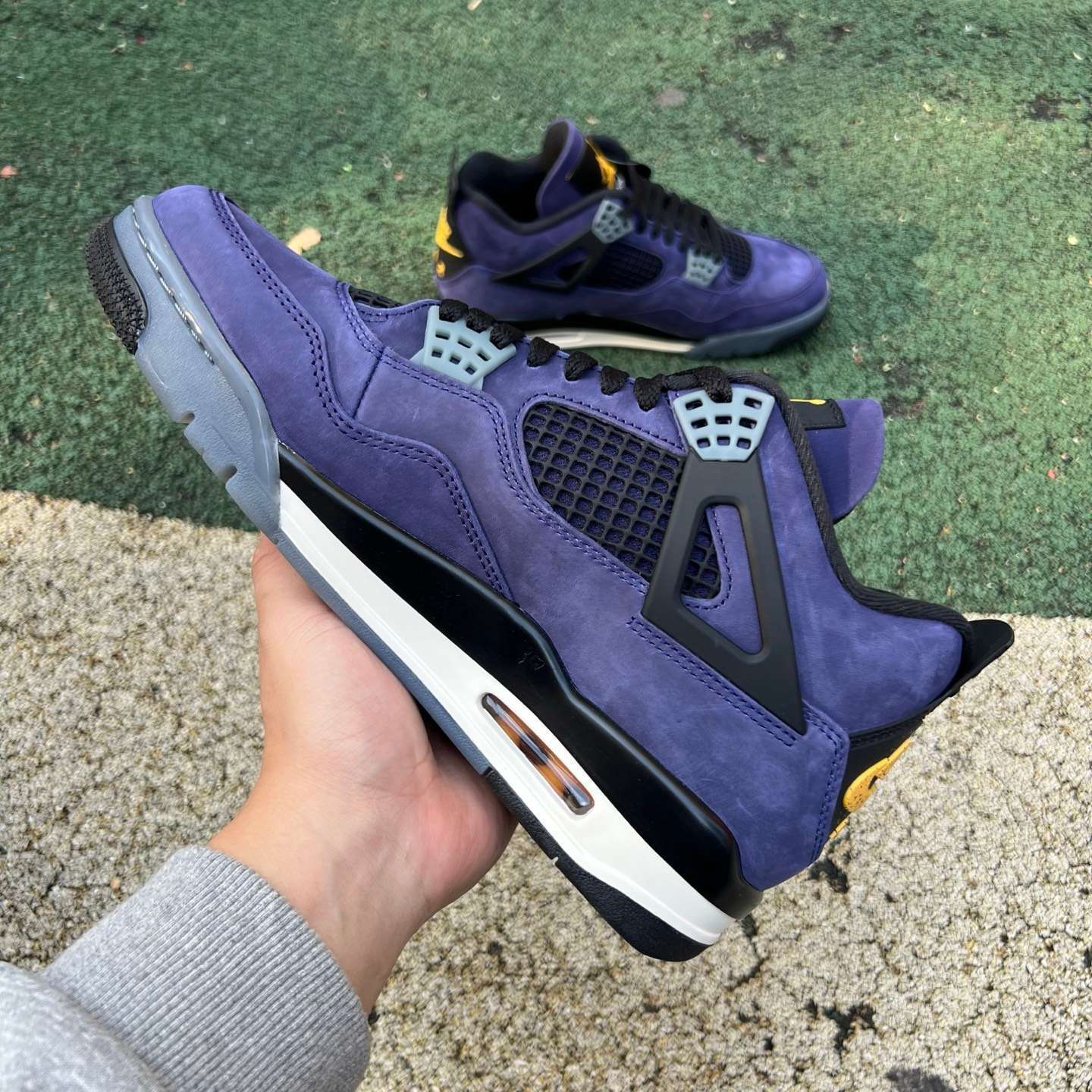 Air Jordan 4 “Lakers