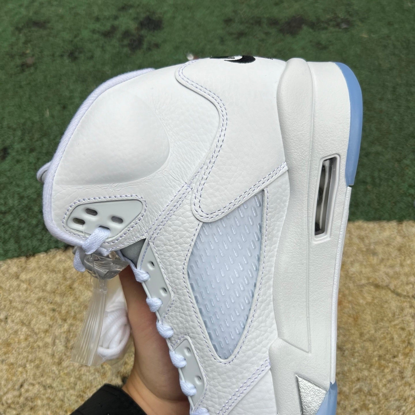 Air Jordan 5 Retro 'White Metallic' 2015