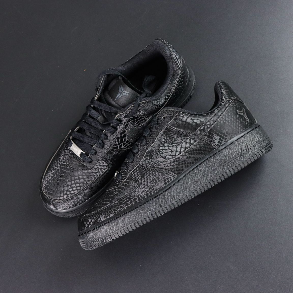 Kobe Bryant x Nike Air Force 1 Low 'Triple Black'