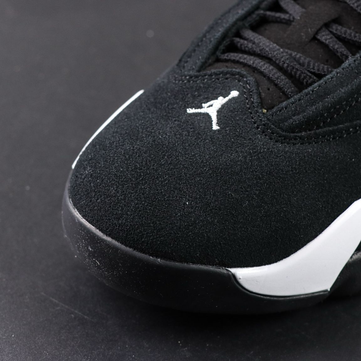 Air Jordan 14 Retro 'Black White'