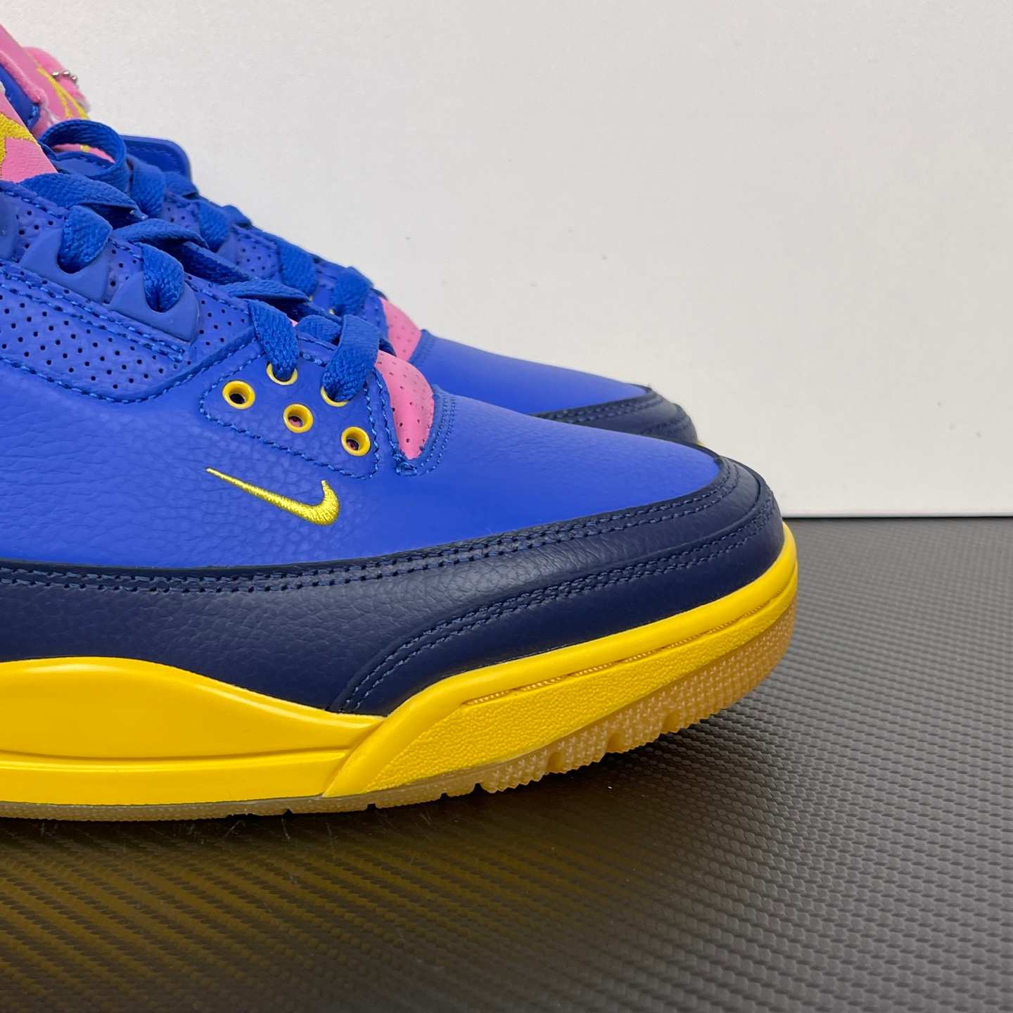 Air Jordan 3 Retro OG 'Brazil'