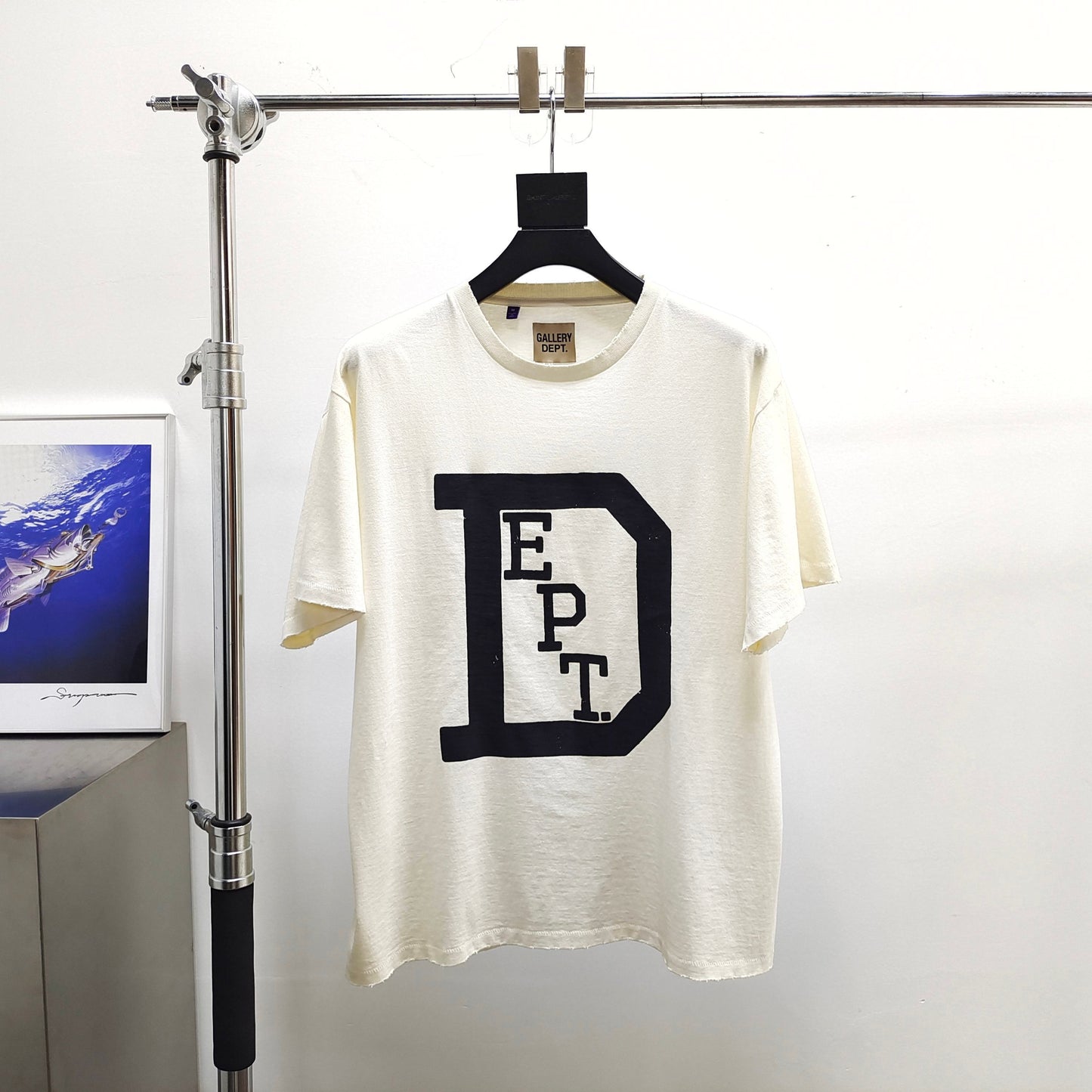 Gallery Dept. UNIVERSITY GRAPHIC TEE