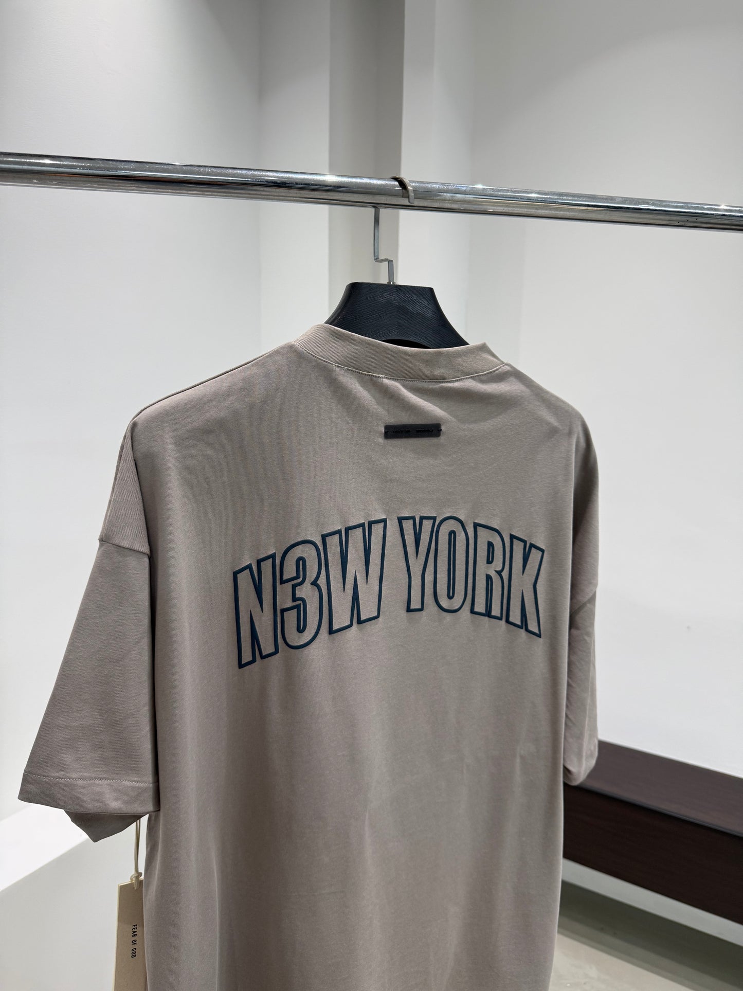 Fear of God Essentials New York 90s Tee 'Smoke Grey'