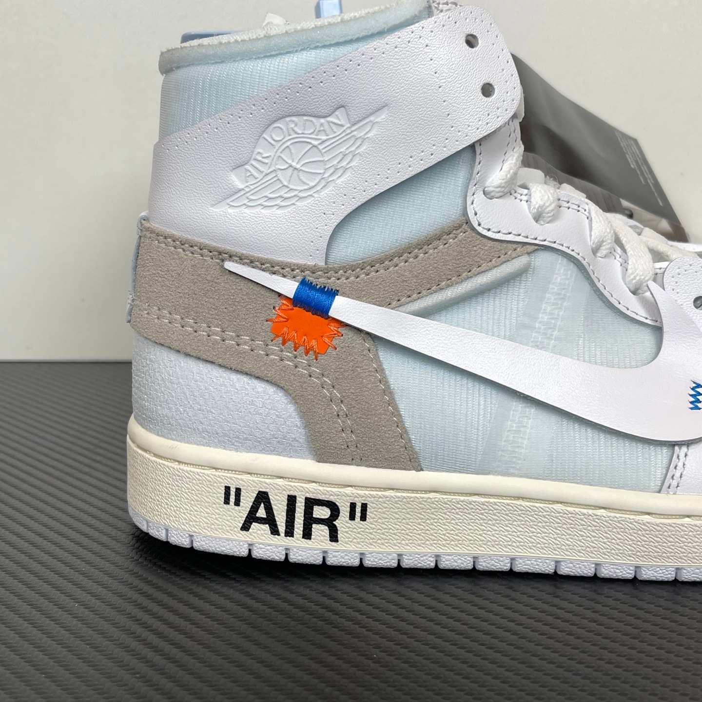 Off-White x Air Jordan 1 Retro High OG 'Alaska' 2025