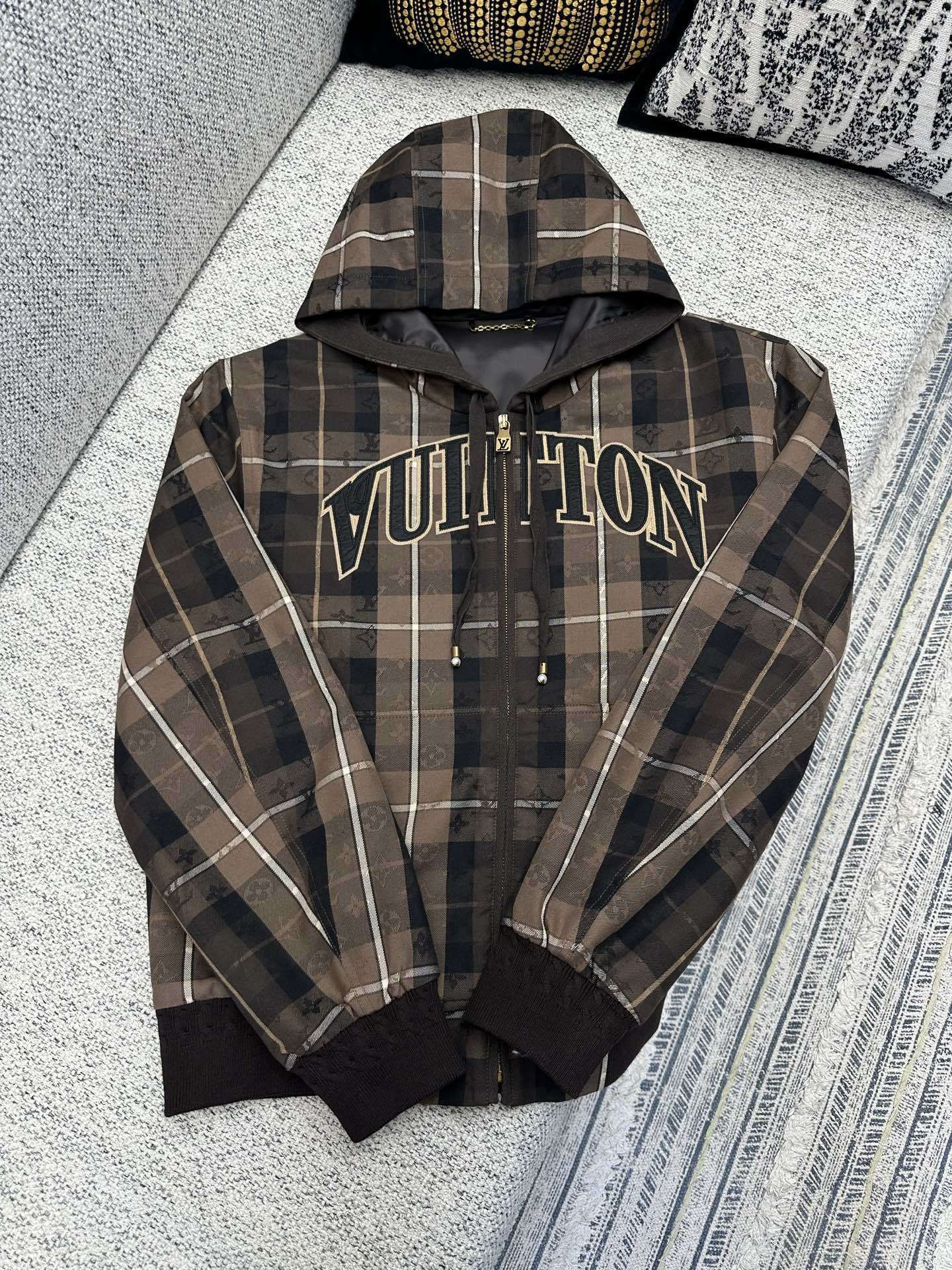 LV Monogram FW25 Hoodie 1AIJQ9