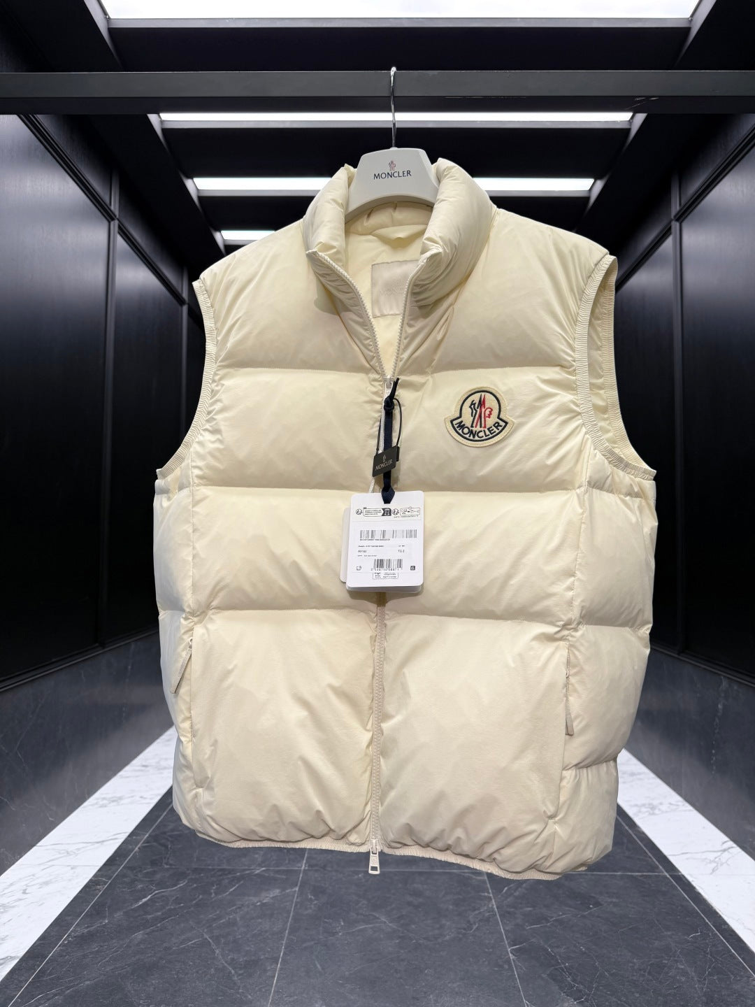 Moncler Badia Down Vest
