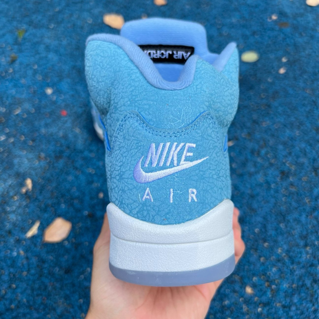 Air Jordan 5 Retro 'NCAA Pack - UNC' Sample