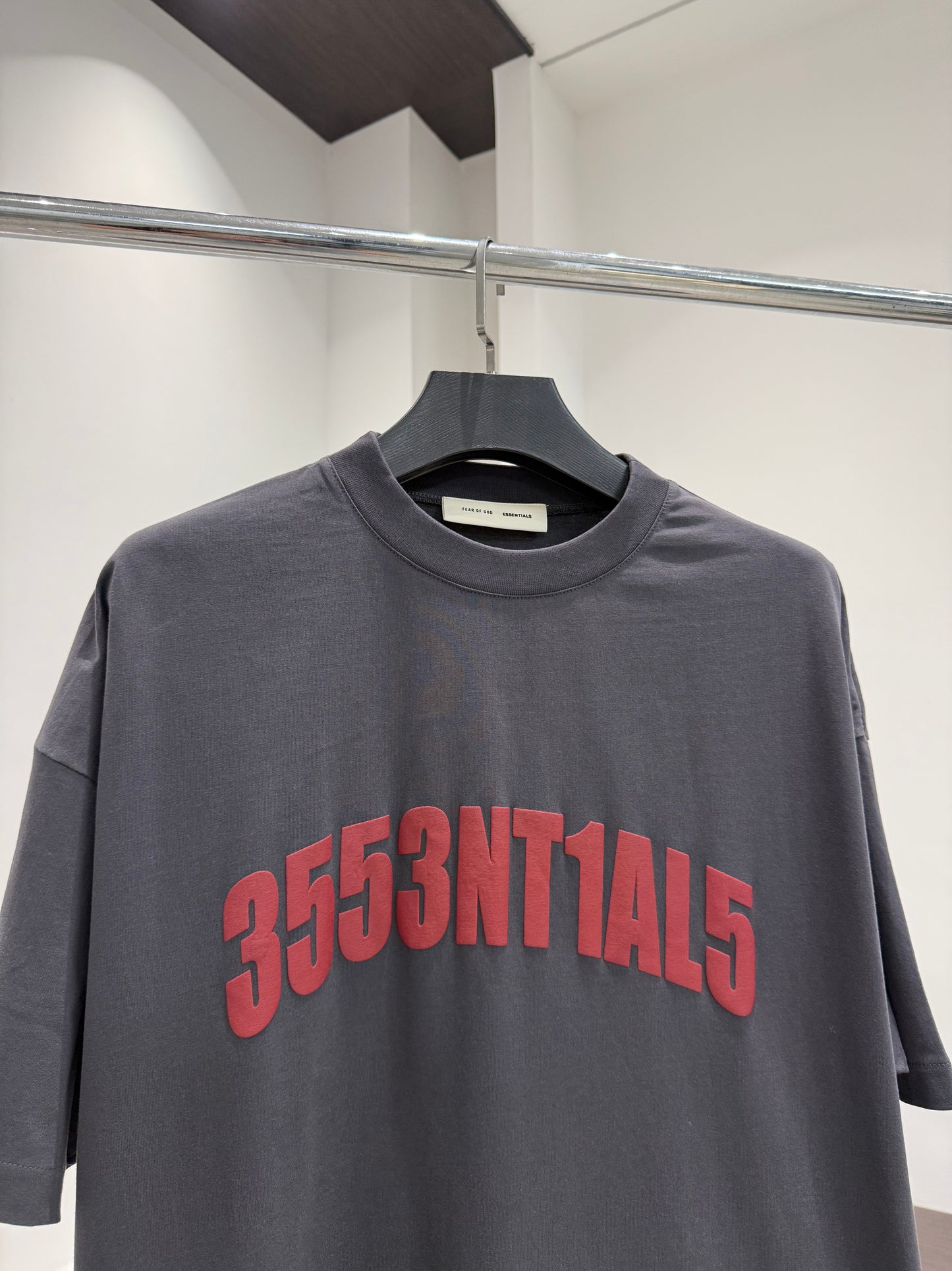 Fear of God Essentials Chicago 90s Tee 'Iron Grey'