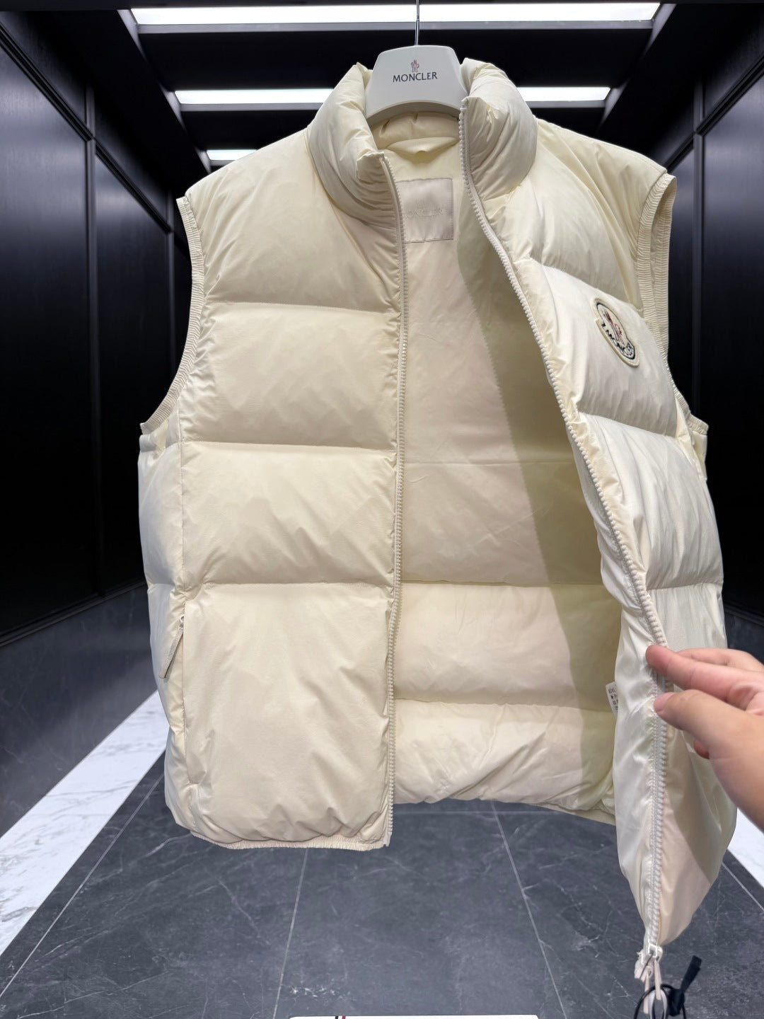 Moncler Badia Down Vest