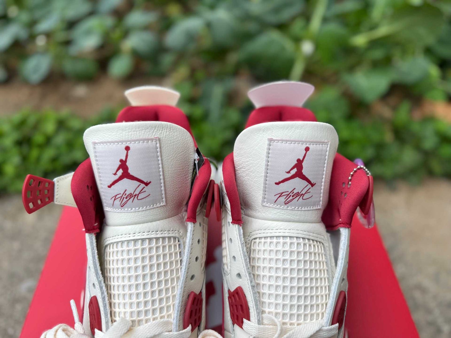 Wmns Air Jordan 4 Retro 'Valentine's Day'