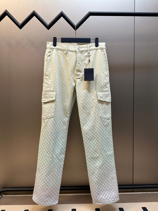 LV Damier Gradient Jacquard Denim Cargo Pants 1AGTHN