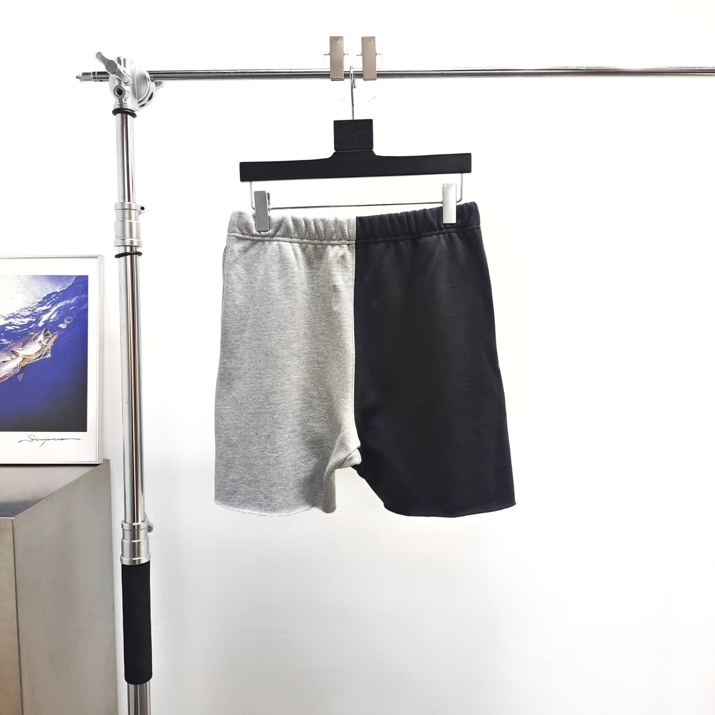 Gallery Dept. GYM CUT OFF SHORTS