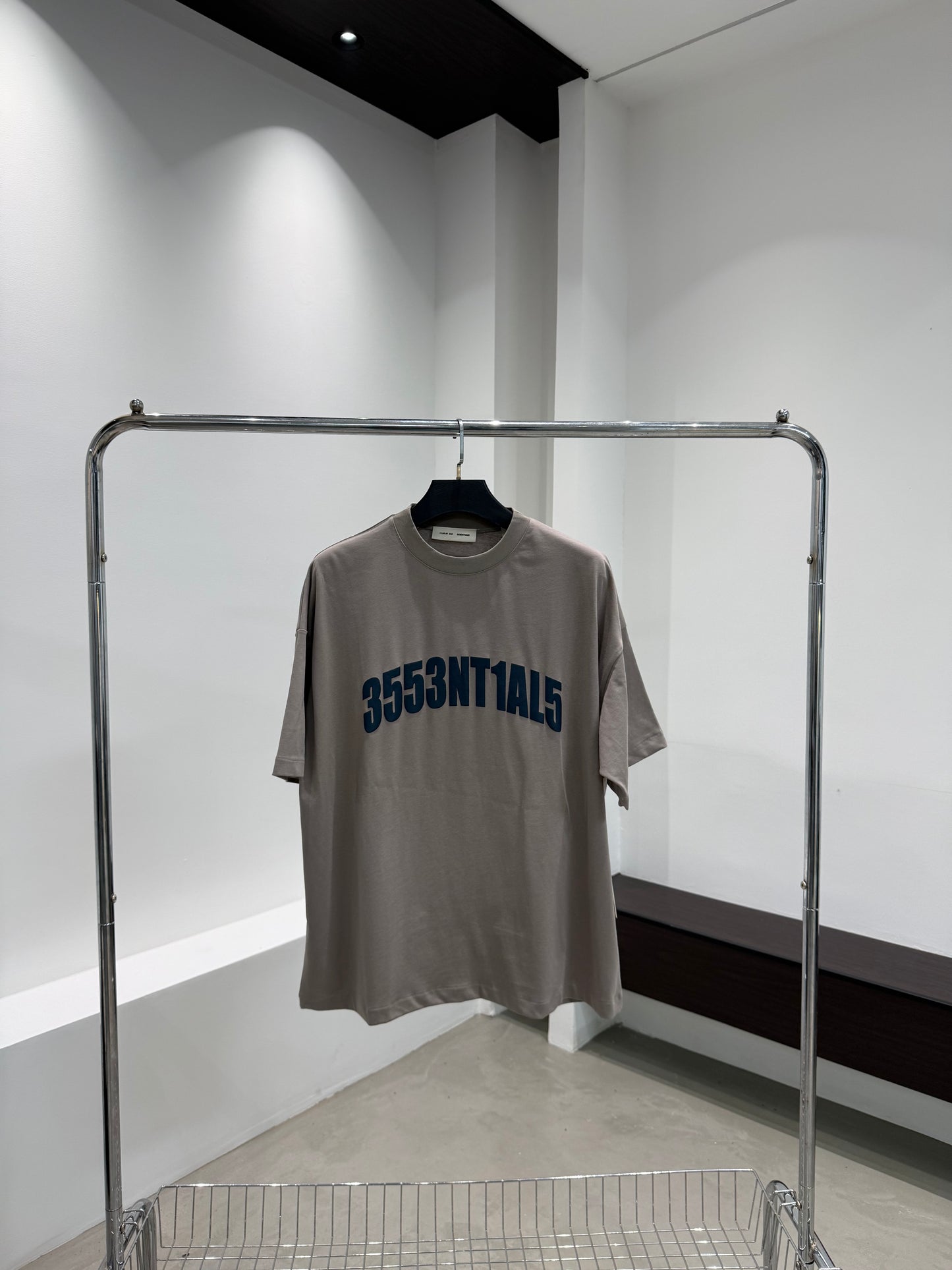 Fear of God Essentials New York 90s Tee 'Smoke Grey'