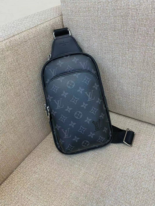 Louis Vuitton Avenue Slingbag PM M47137