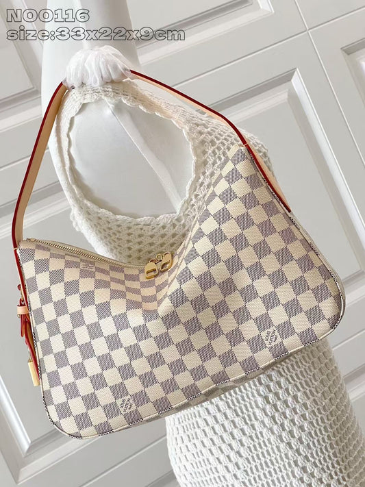 LV Slouthy PM N00116