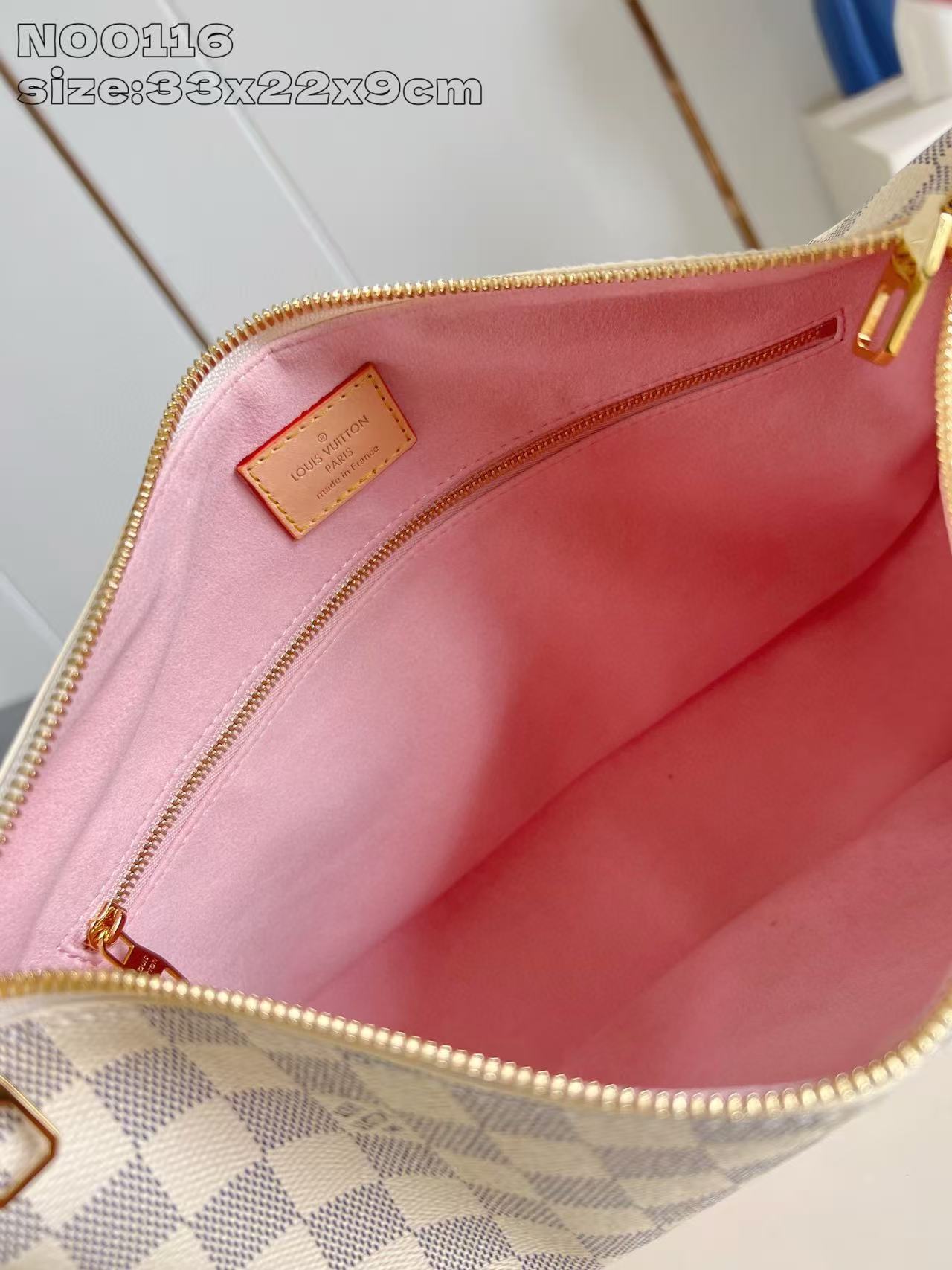 LV Slouthy PM N00116