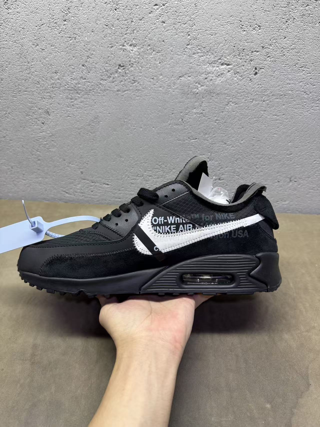 Off-White x Air Max 90 'Black'