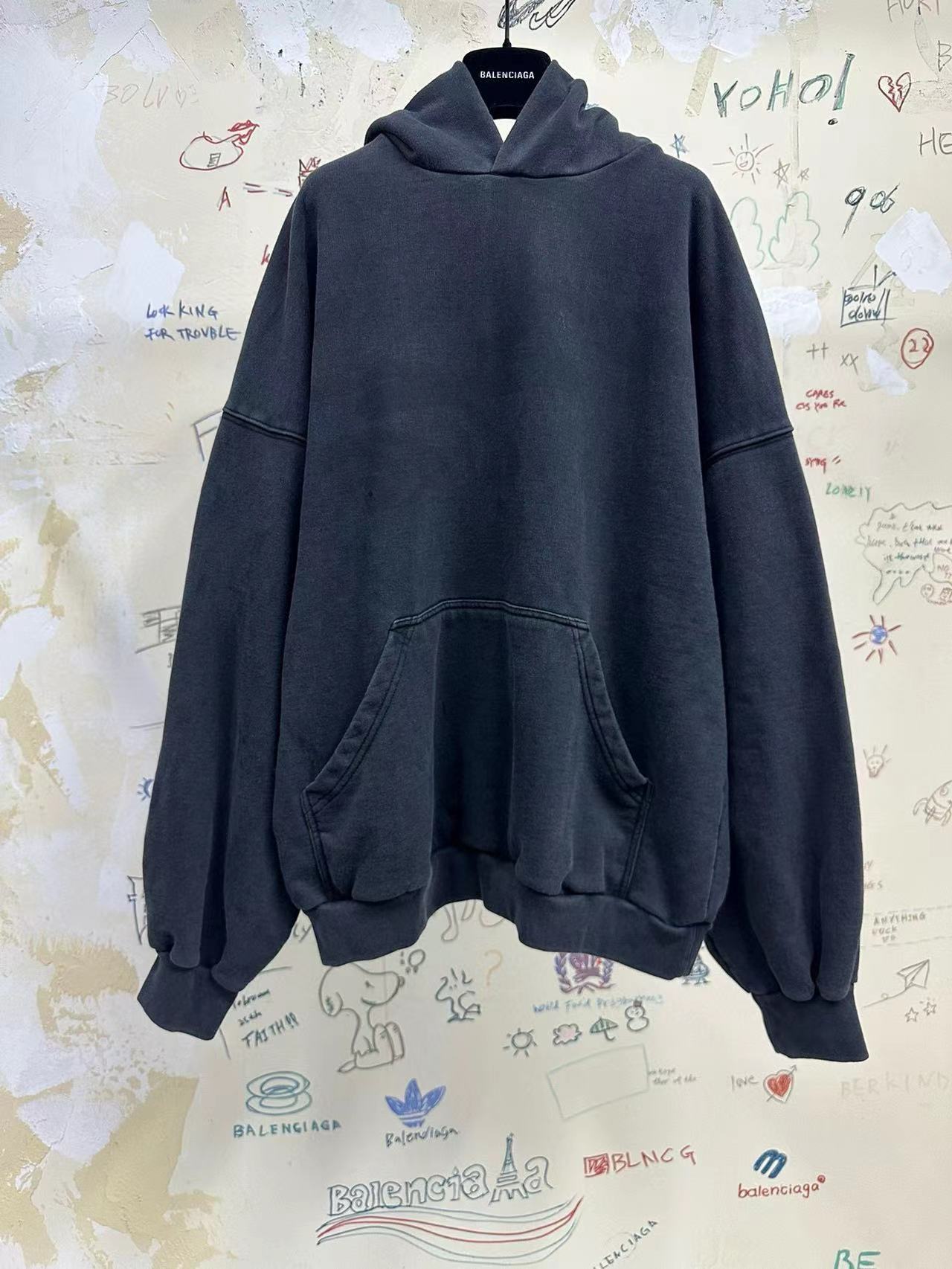 BALENCIAGA HAND-DRAWN HOODIE MEDIUM FIT IN BLACK/WHITE