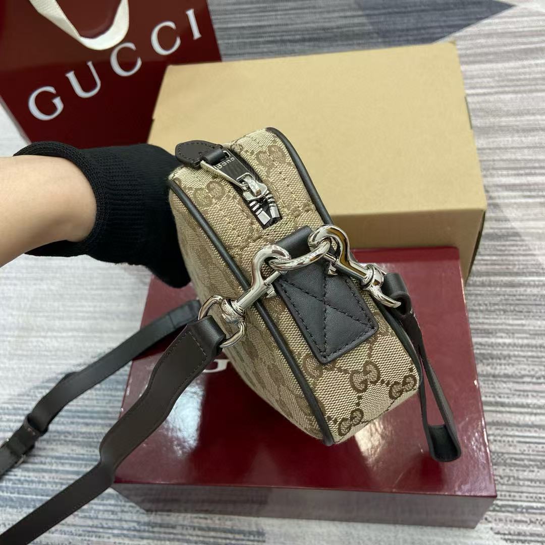 GG canvas small crossbody bag