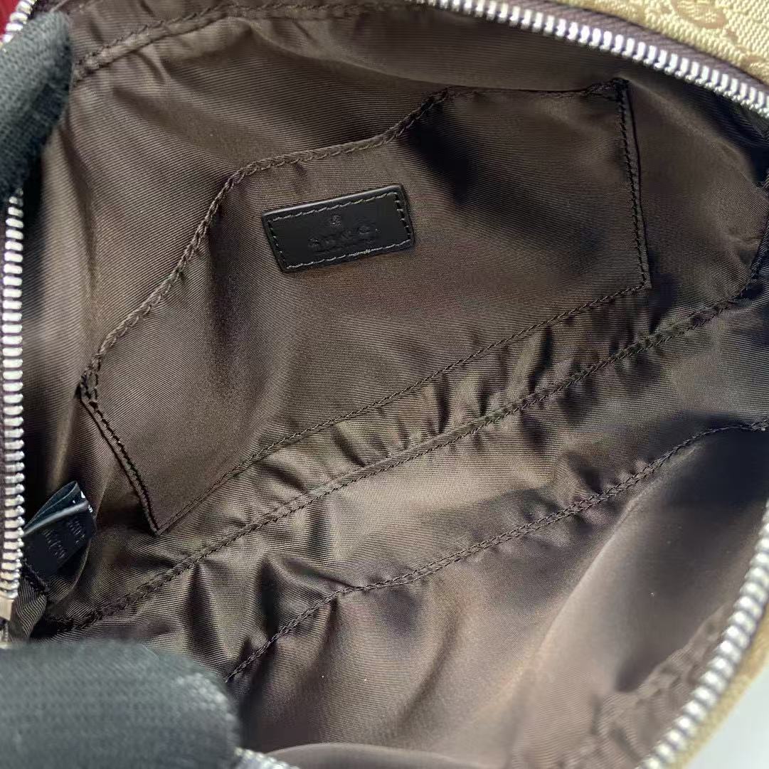 GG canvas small crossbody bag