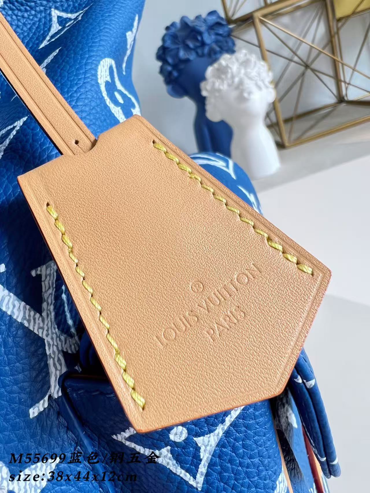 LV Christopher MM BAG 2026 M55699