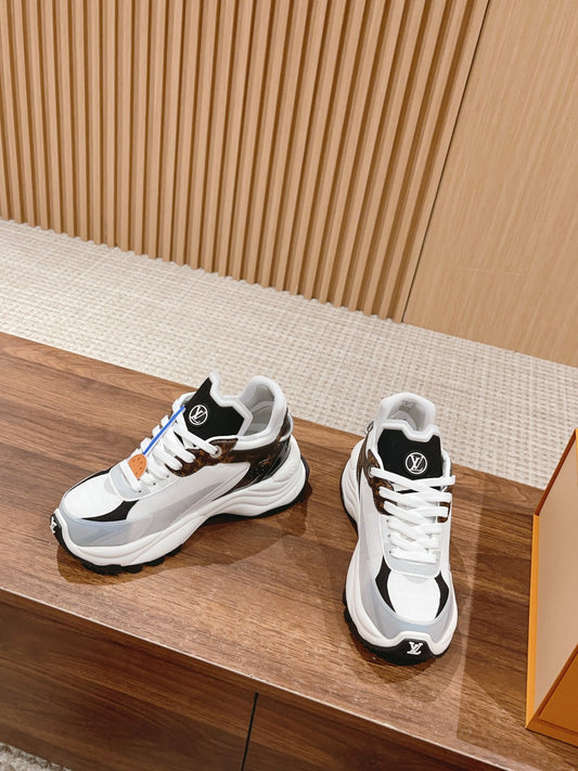 Louis Vuitton run 55 sneaker monogram